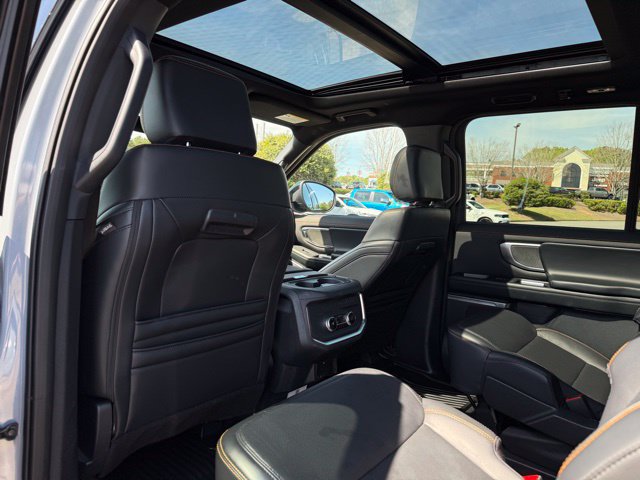 Used 2025 Ford Expedition Tremor AWD/4WD image 26