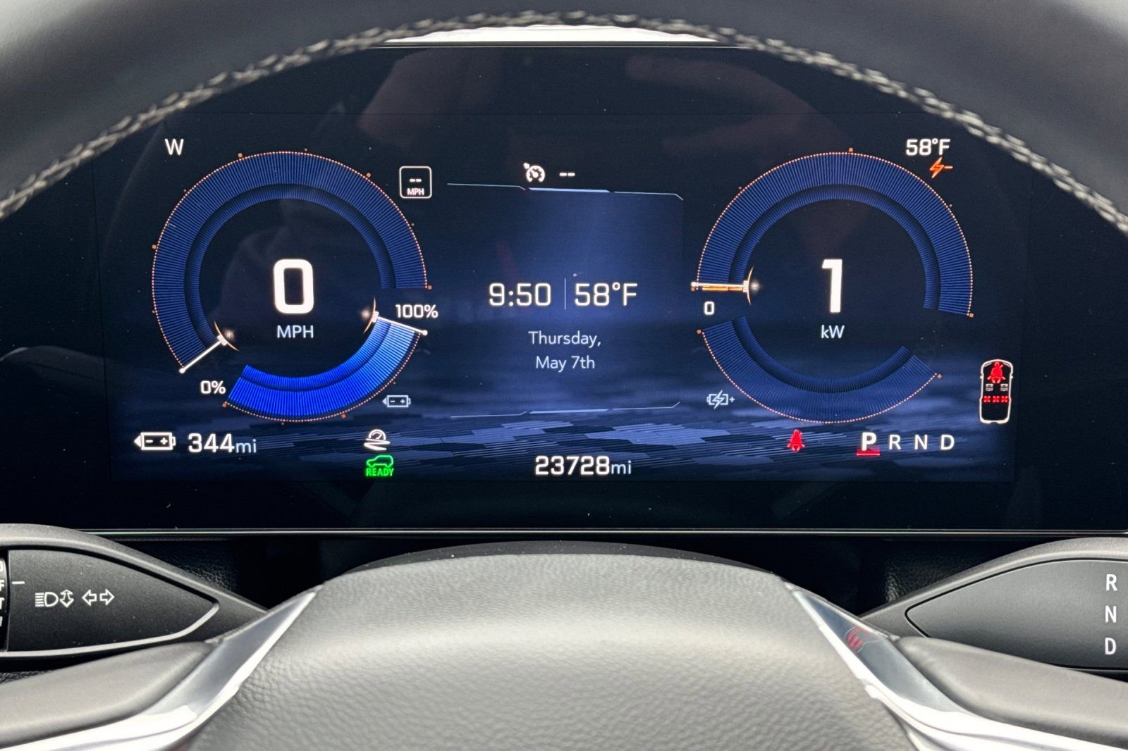 Used 2024 Chevrolet Equinox EV LT FWD image 23