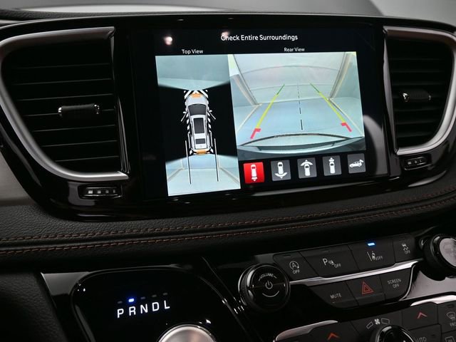 New 2026 Chrysler Pacifica Pinnacle image 35