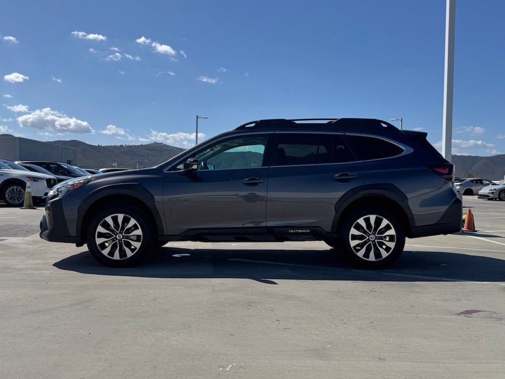 Used 2025 Subaru Outback Limited XT AWD/4WD image 7