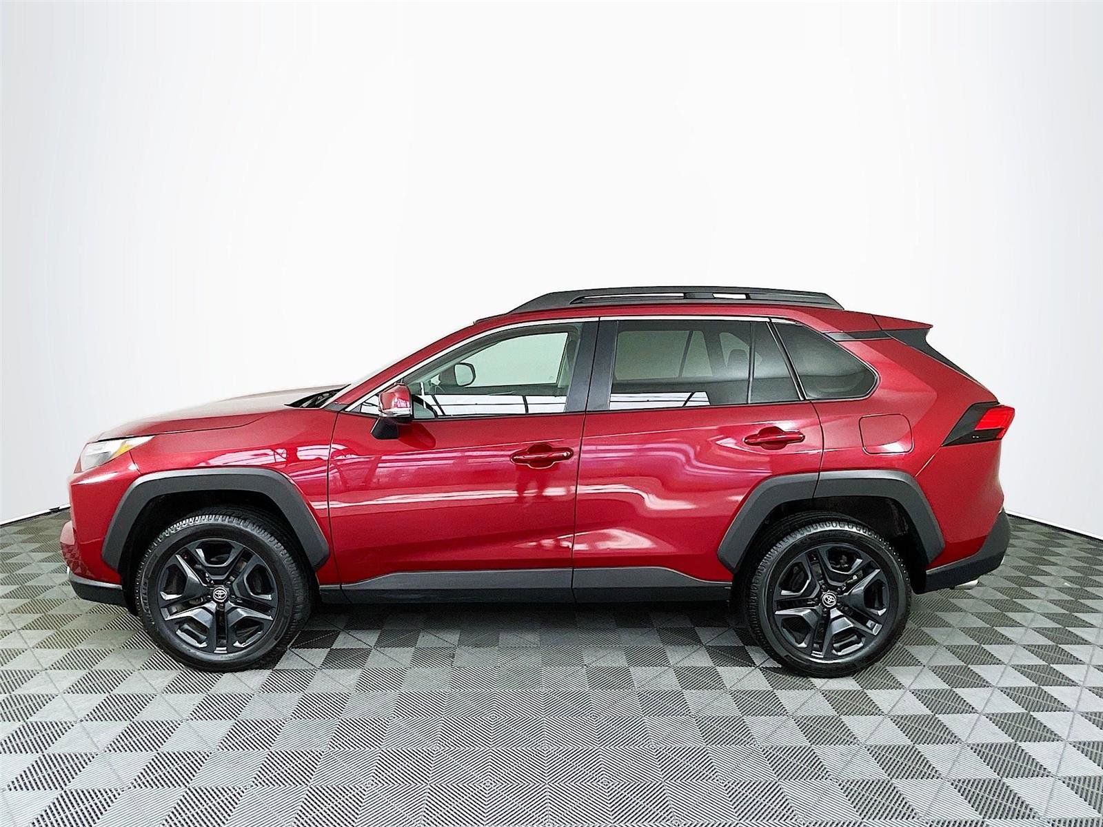 Used 2023 Toyota RAV4 Adventure image 4
