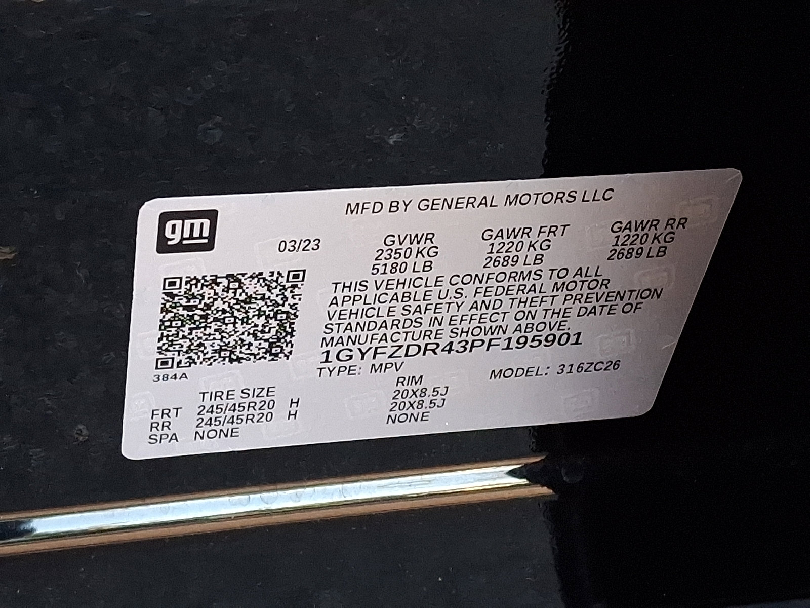 Used 2023 Cadillac XT4 Premium Luxury w/ Cold Weather Package AWD/4WD image 29