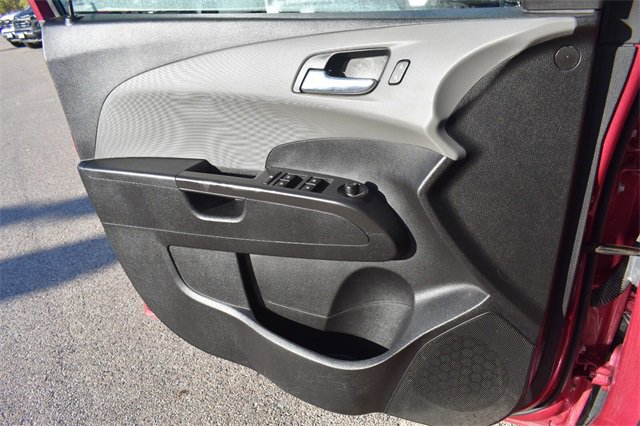 Certified 2014 Chevrolet Sonic LT w/ LT Promotional Package image 26