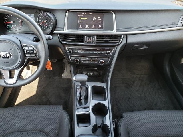 Used 2018 Kia Optima LX w/ 17" Alloy Wheels Package FWD image 14