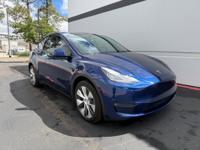 Used 2022 Tesla Model Y Long Range image 2