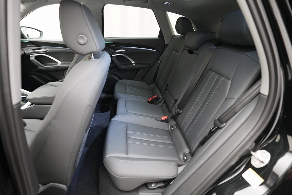 New 2025 Audi Q5 Premium Plus image 16