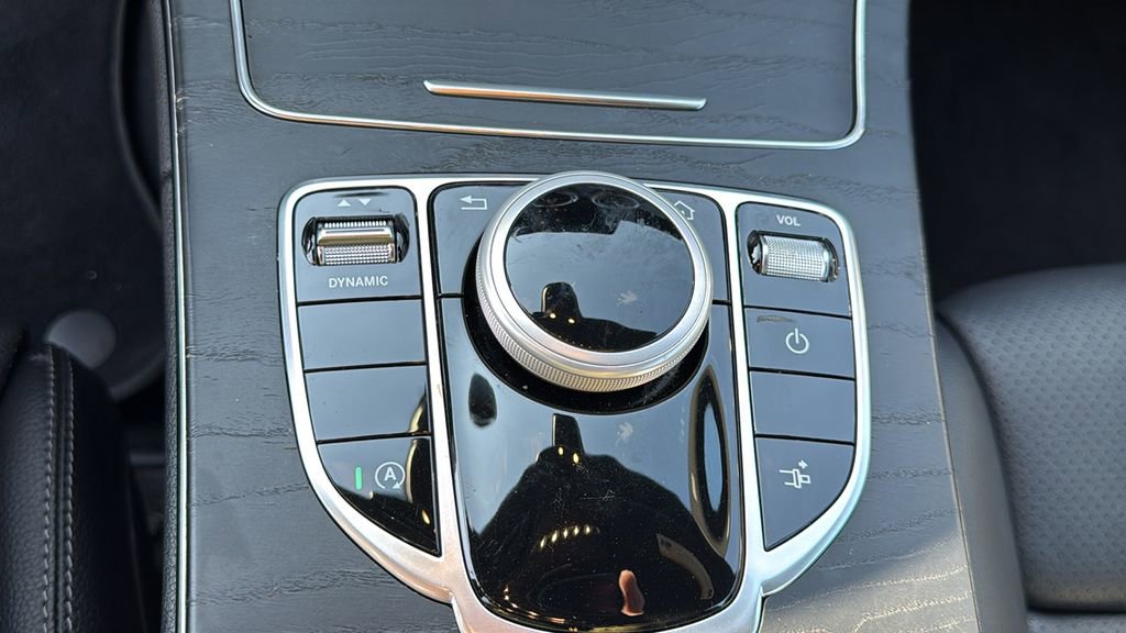 Certified 2021 Mercedes-Benz C 300 4MATIC Coupe image 31