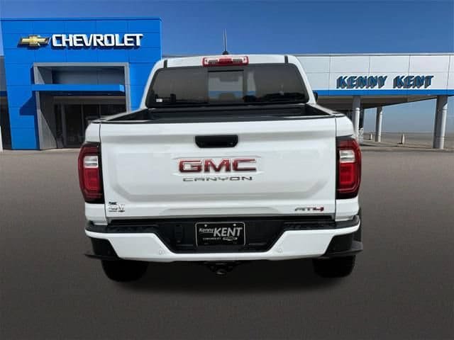 Certified 2024 GMC Canyon AT4 w/ AT4 Premium Package AWD/4WD image 11