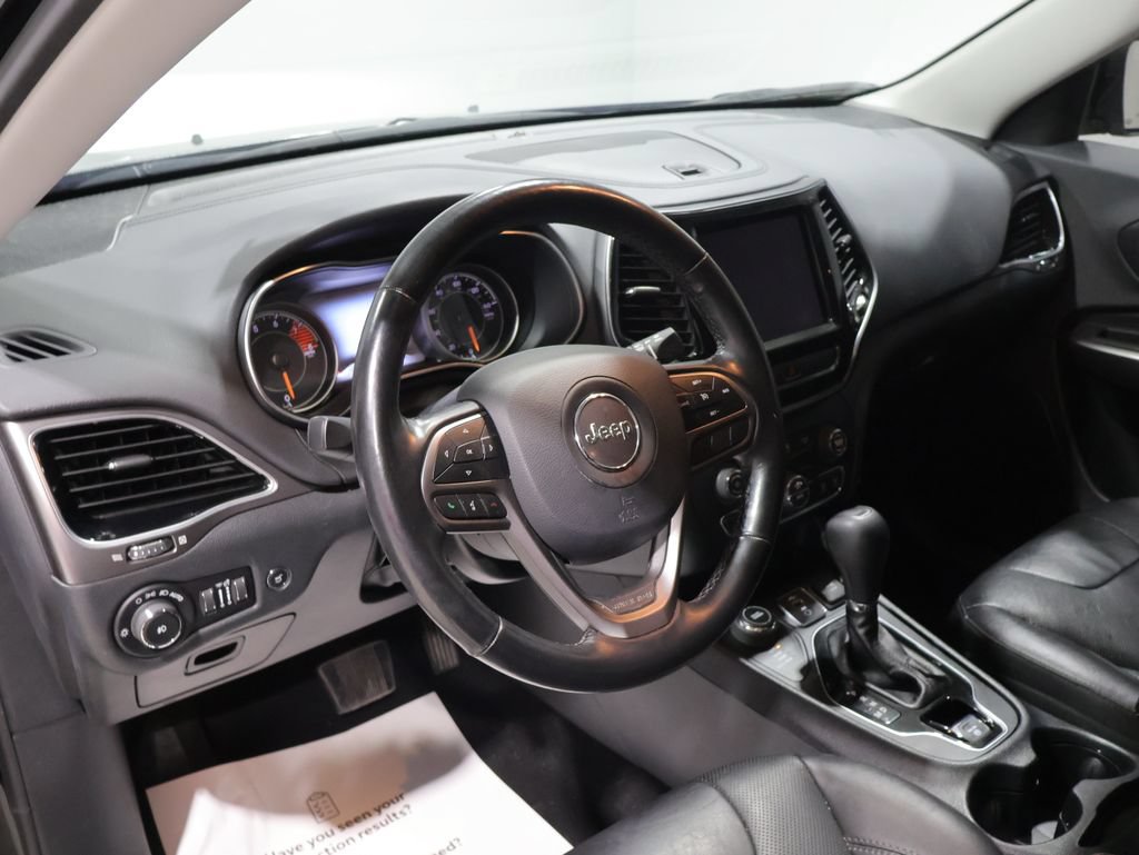 Used 2020 Jeep Cherokee Limited AWD/4WD image 14