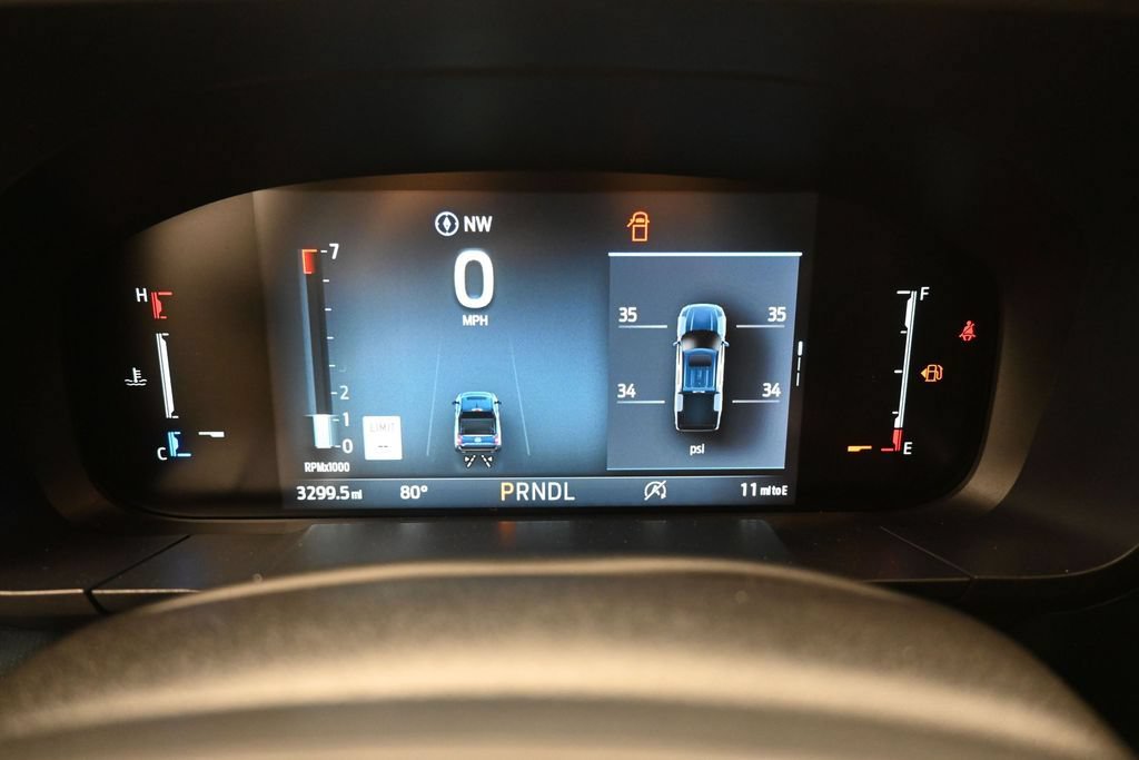 Certified 2025 Ford Maverick Lariat w/ 4K Tow Package AWD/4WD image 3