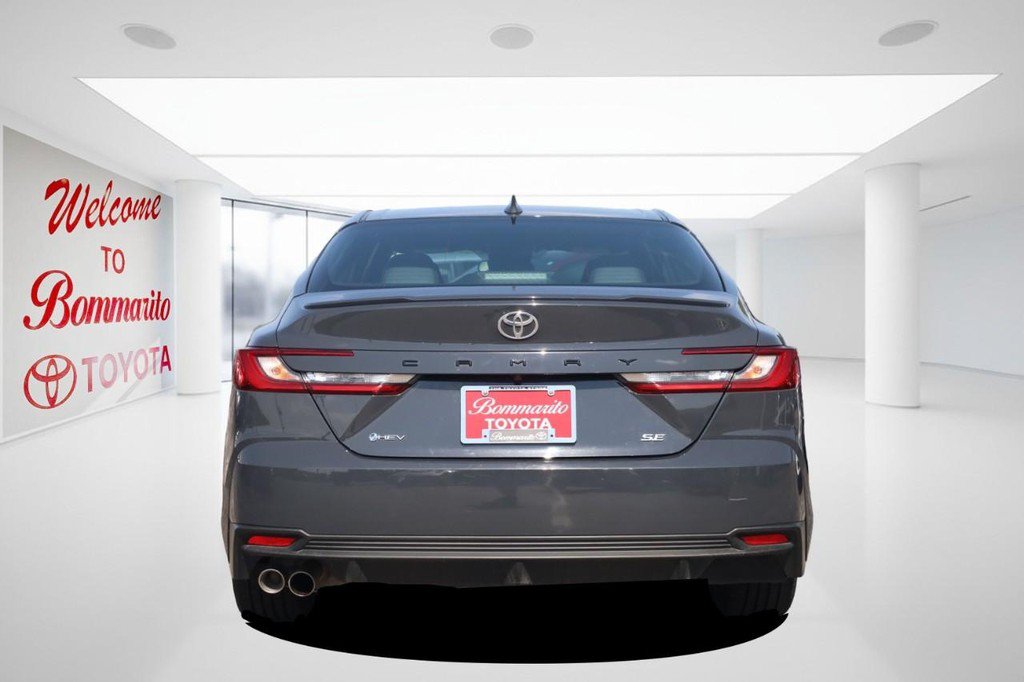 Certified 2025 Toyota Camry SE FWD image 6