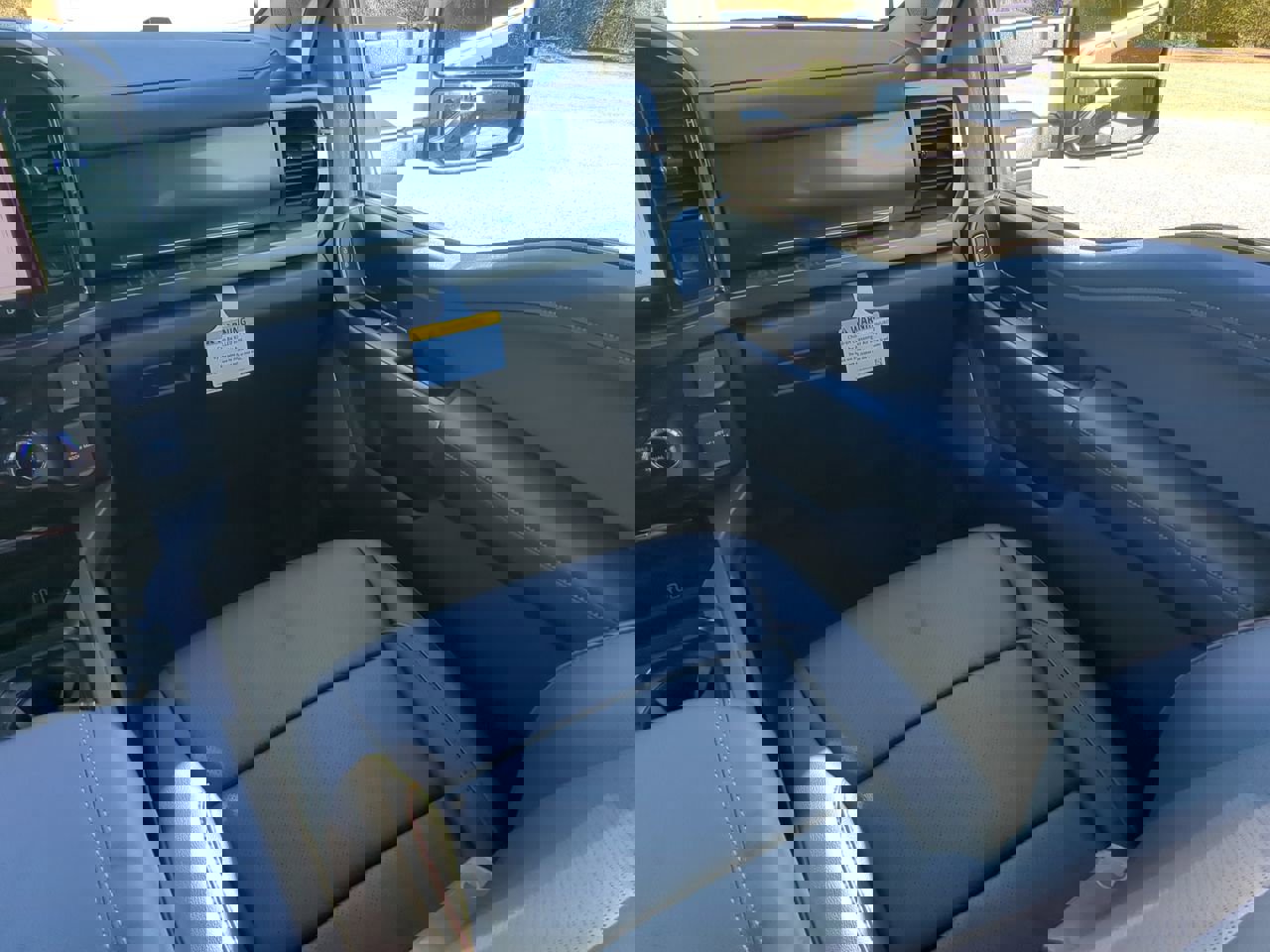 New 2026 Ford F250 Lariat w/ Lariat Premium Package image 15