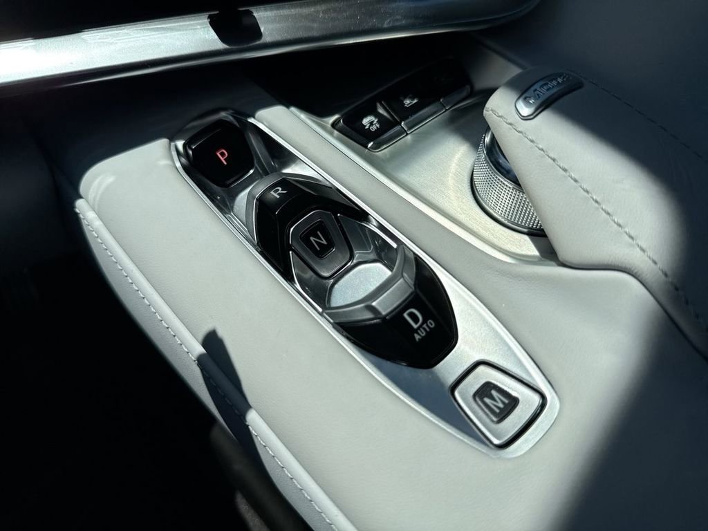 Used 2025 Chevrolet Corvette Z06 RWD image 20