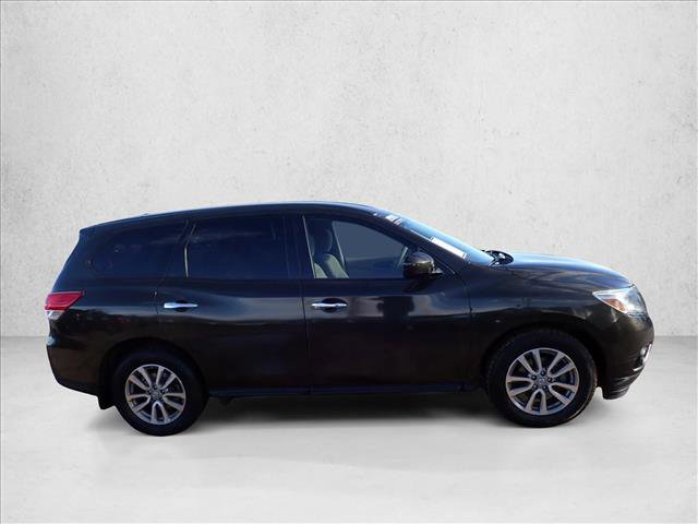 Used 2015 Nissan Pathfinder S image 5