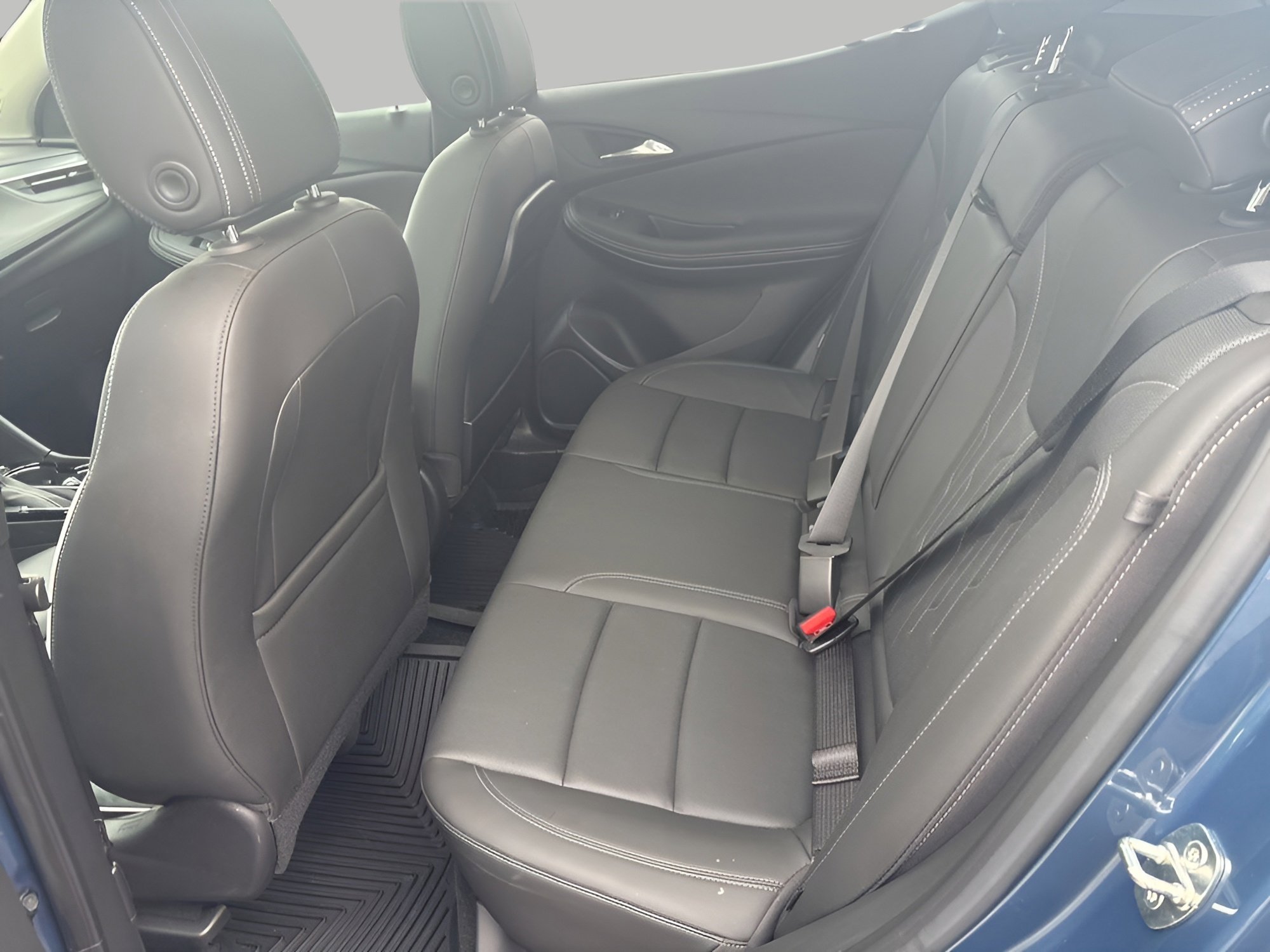 Used 2024 Buick Encore GX Avenir w/ Avenir Convenience Package image 15