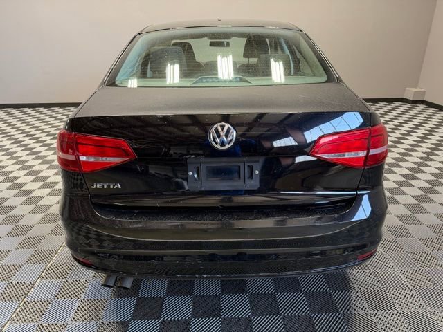 Used 2015 Volkswagen Jetta S image 10