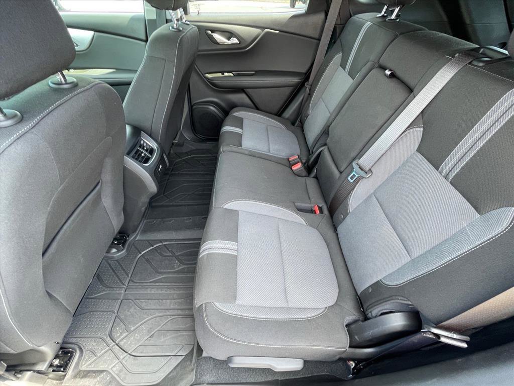 Used 2024 Chevrolet Blazer LT w/ Convenience Package FWD image 22