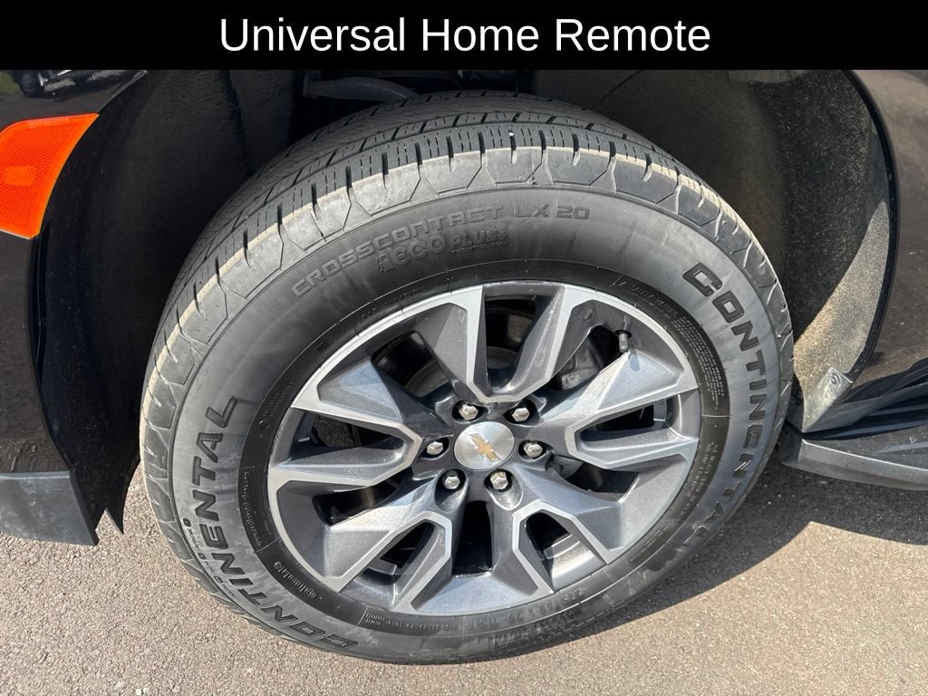 Used 2024 Chevrolet Tahoe LT w/ Luxury Package AWD/4WD image 17