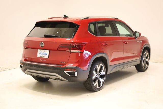 Used 2023 Volkswagen Taos SEL image 4