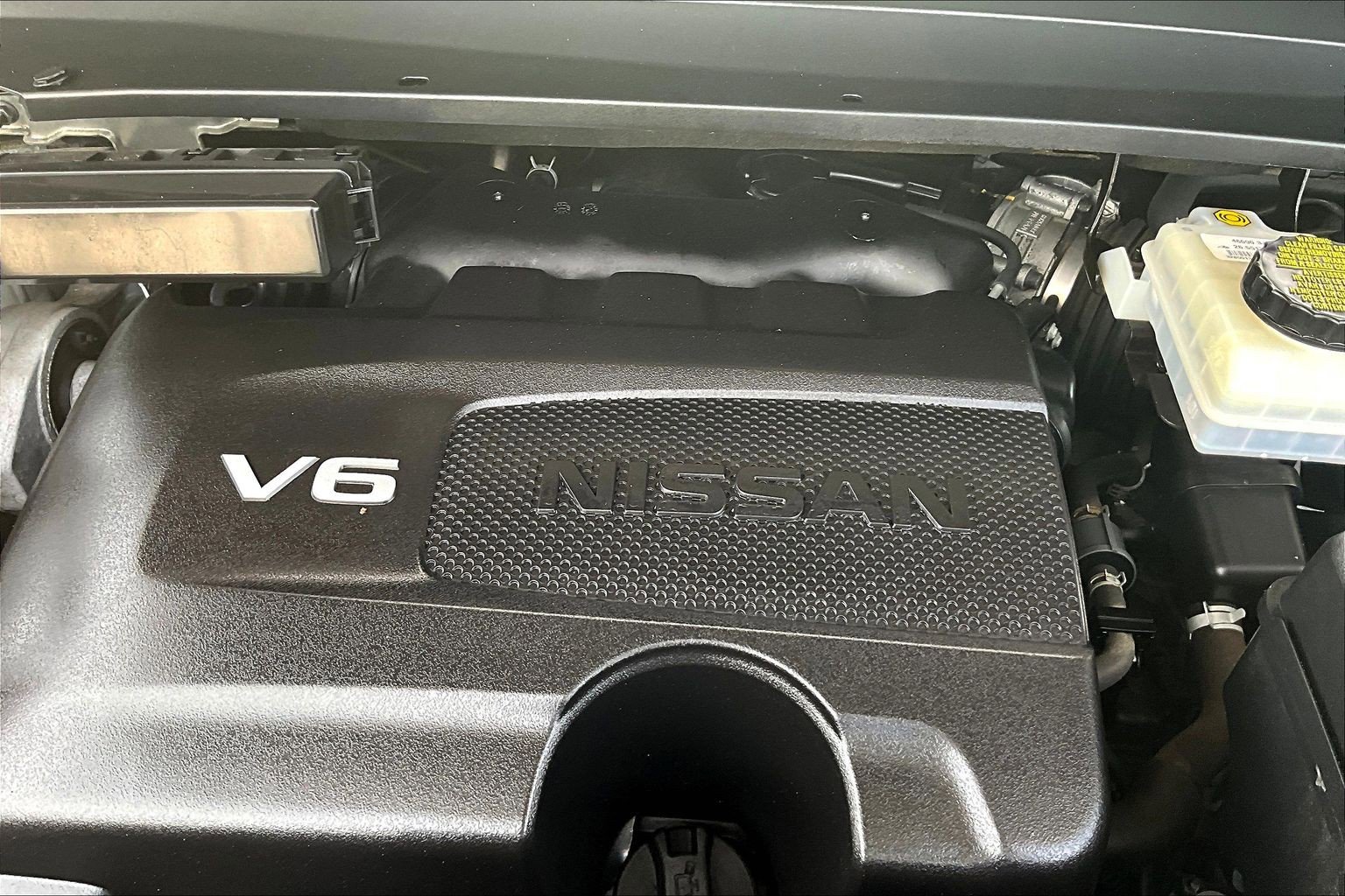 Used 2019 Nissan Pathfinder SL AWD/4WD image 34