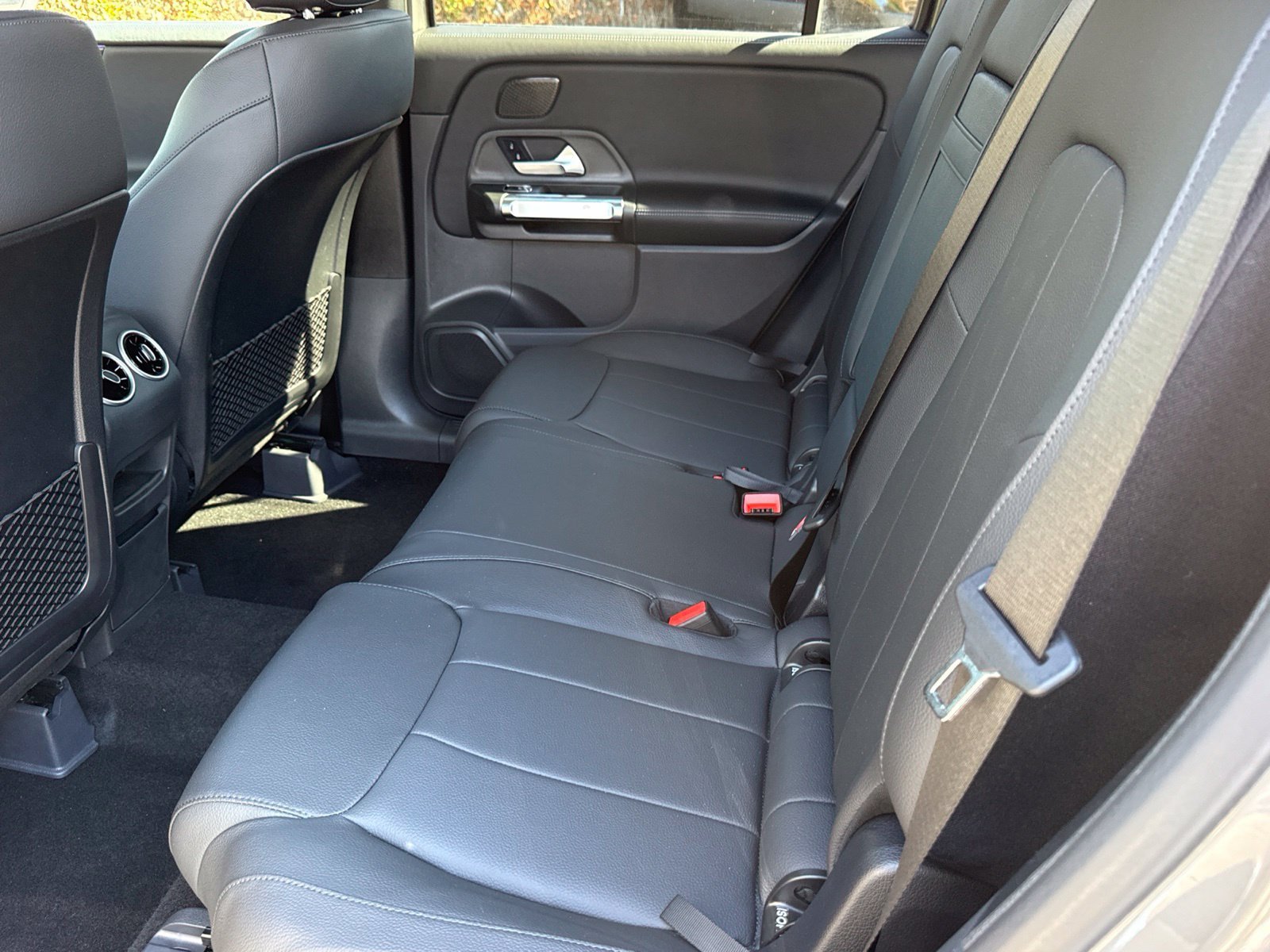 New 2026 Mercedes-Benz GLB 250 4MATIC image 30
