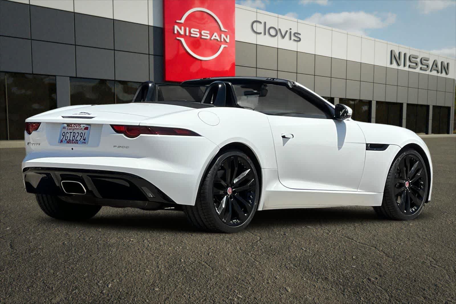 Used 2020 Jaguar F-TYPE Convertible RWD image 3