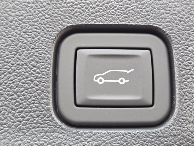 New 2026 Buick Enclave Sport Touring w/ Power Package FWD image 23