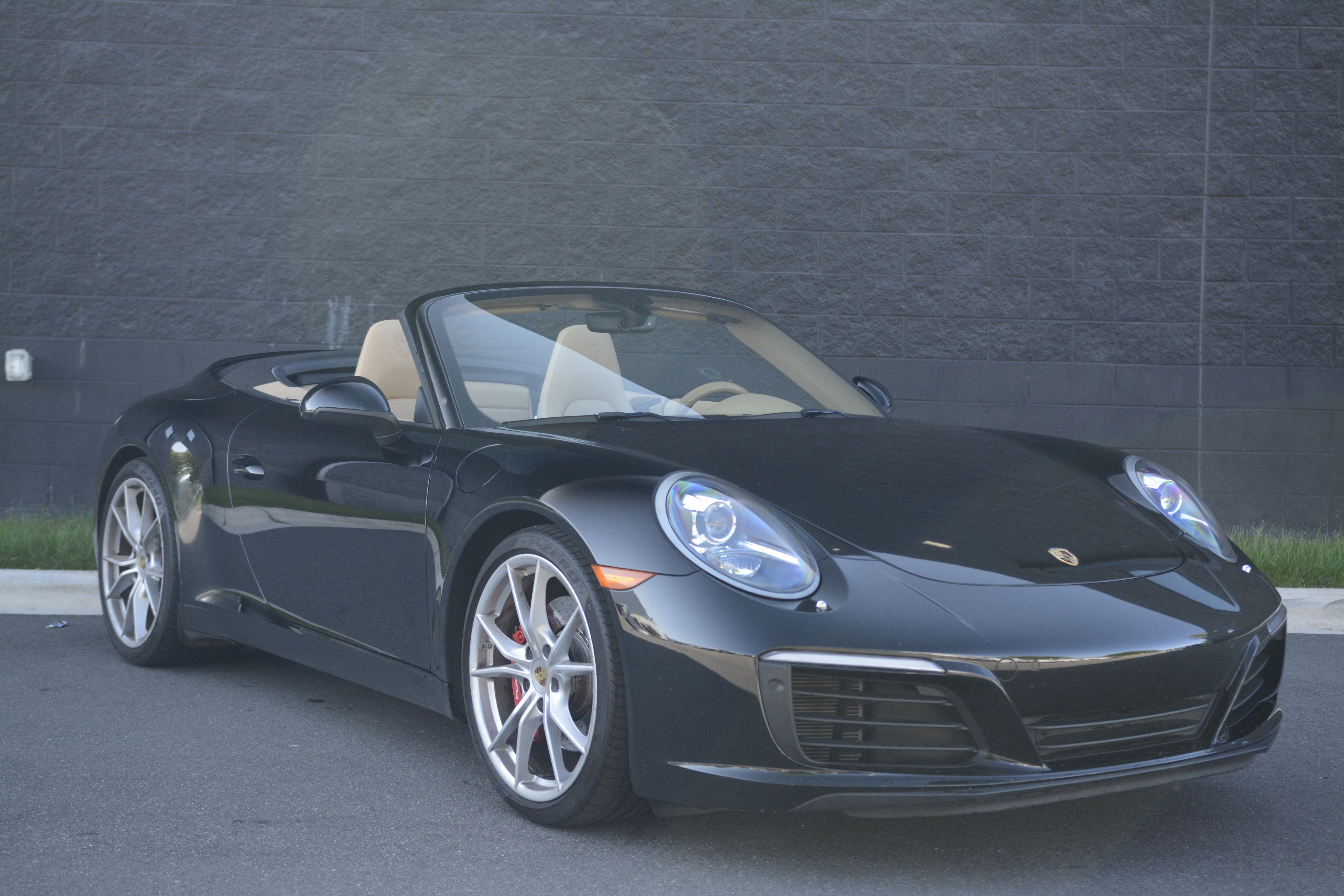 Certified 2017 Porsche 911 Carrera S RWD image 9