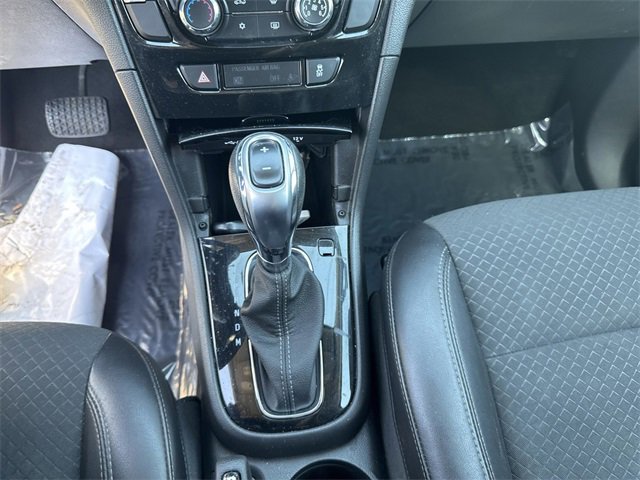 Used 2022 Buick Encore Preferred w/ Safety Package image 22