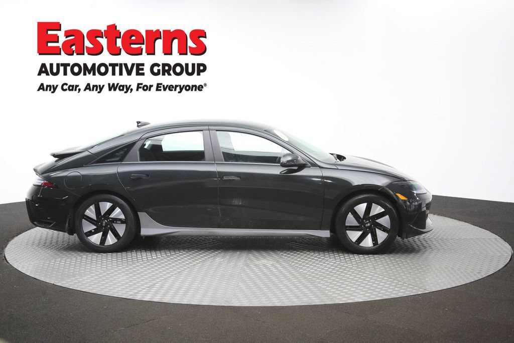 Used 2024 Hyundai Ioniq 6 SE RWD image 45