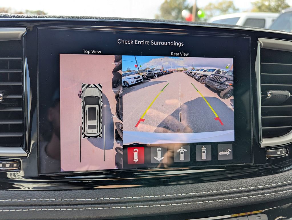 New 2026 Chrysler Pacifica Select FWD image 26