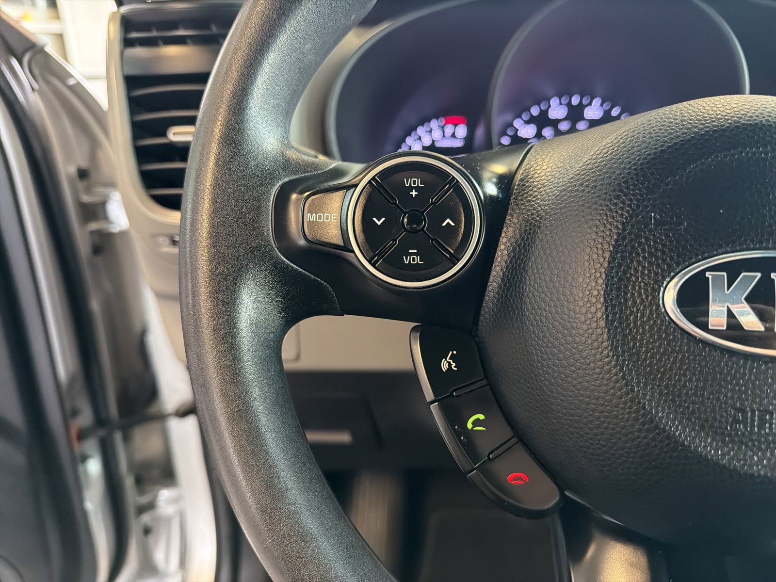 Used 2018 Kia Soul FWD image 17