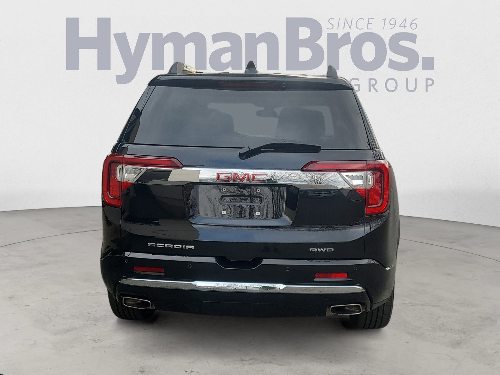 Used 2023 GMC Acadia Denali w/ Trailering Package AWD/4WD image 4