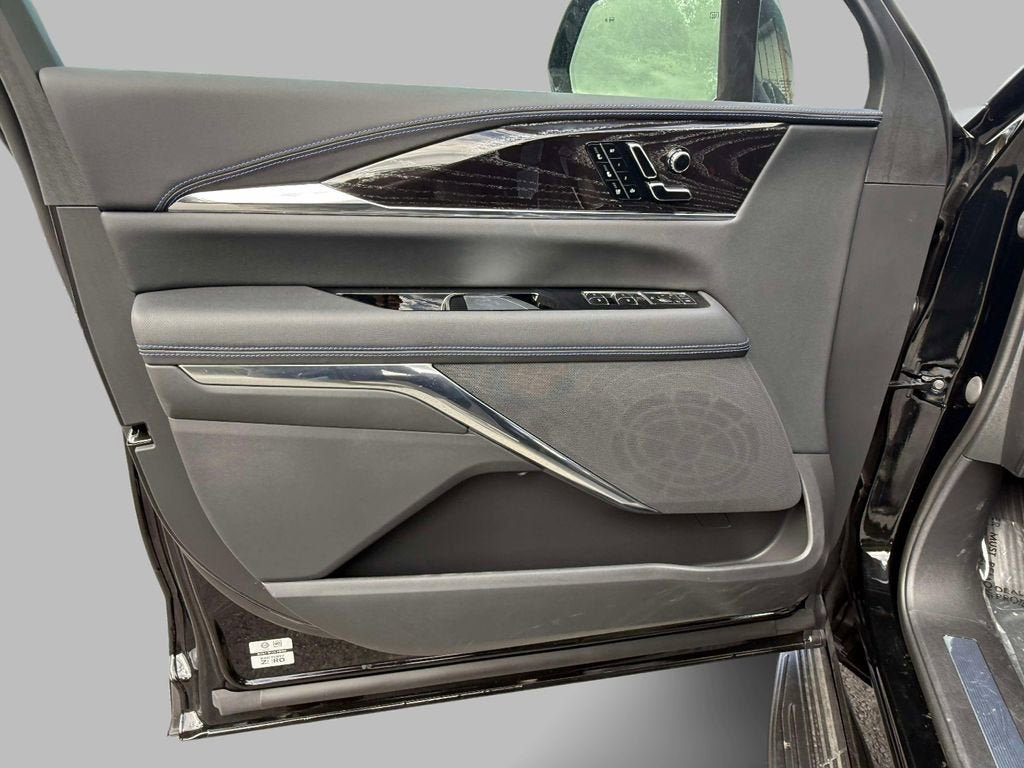 New 2025 Cadillac Escalade IQ Luxury 1 AWD/4WD image 14