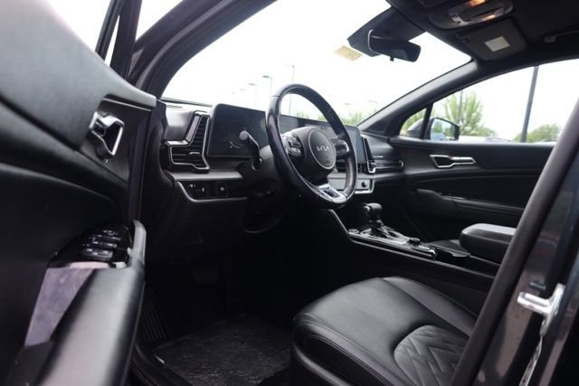 Certified 2023 Kia Sportage X-Line image 16