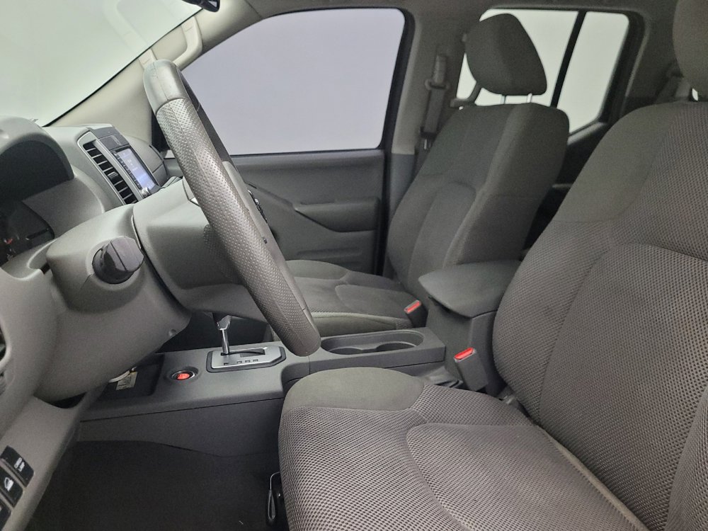 Used 2020 Nissan Frontier SV w/ Midnight Edition Floor Mats AWD/4WD image 17
