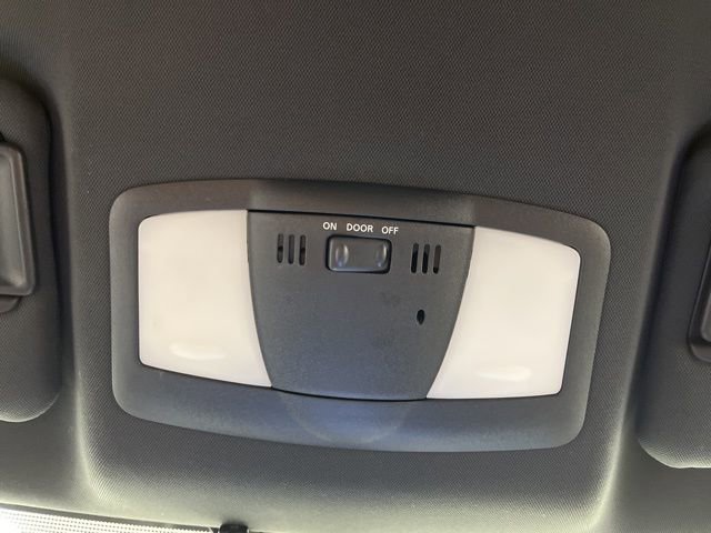 Used 2020 Nissan 370Z Coupe image 33