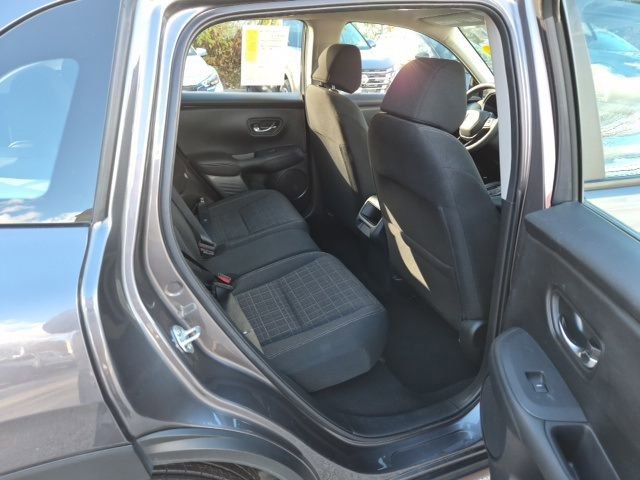 Used 2023 Honda HR-V LX image 13