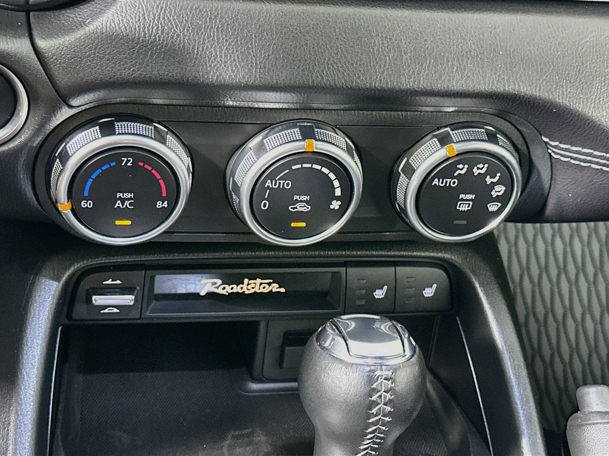 Used 2023 MAZDA MX-5 Miata Grand Touring w/ Weather Package RWD image 24