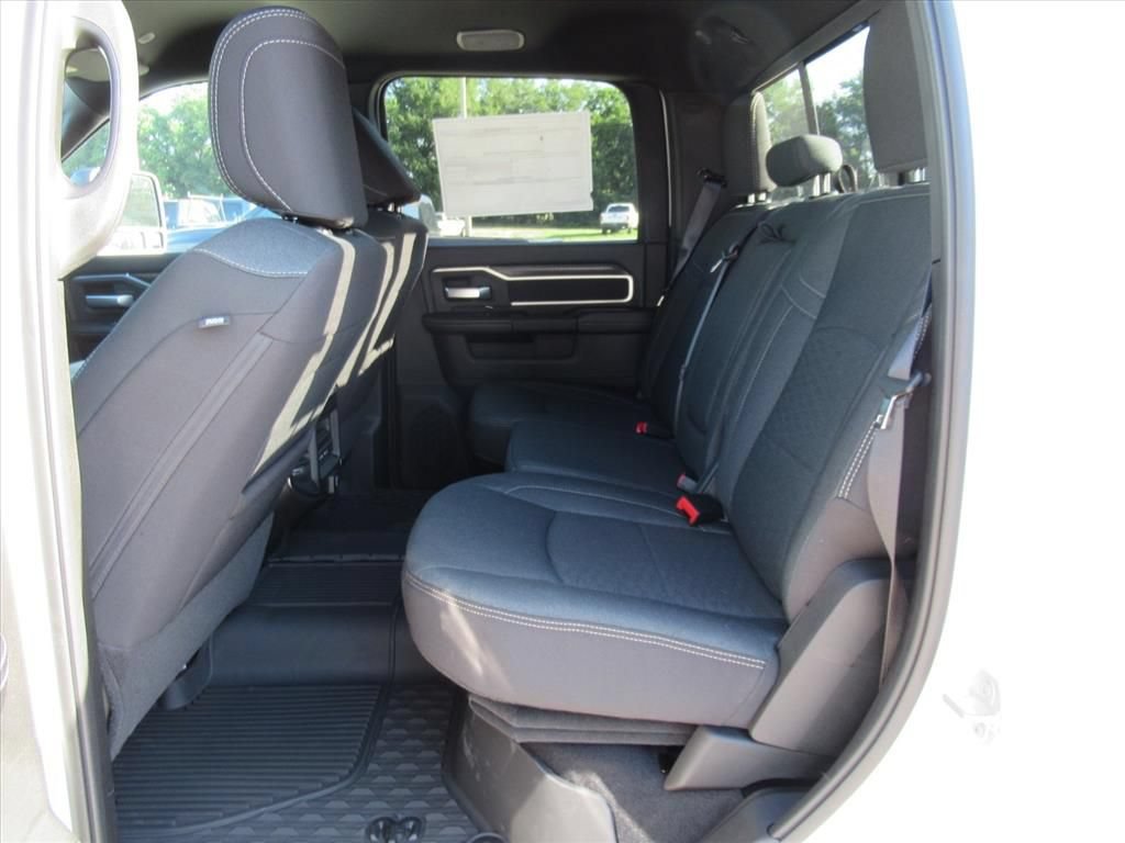 New 2026 RAM 3500 Big Horn AWD/4WD image 35