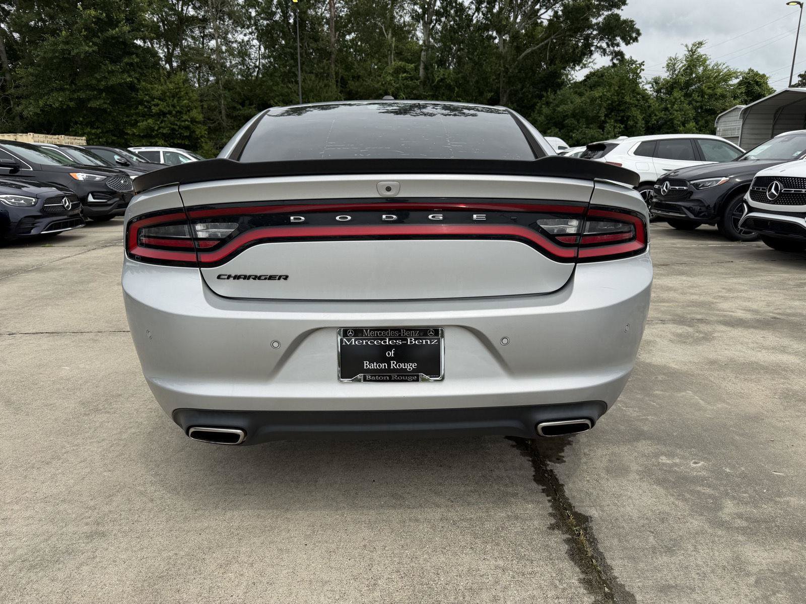 Used 2019 Dodge Charger SXT w/ Blacktop Package RWD image 20