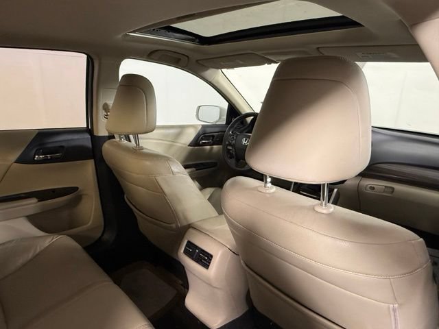 Used 2016 Honda Accord EX-L image 22