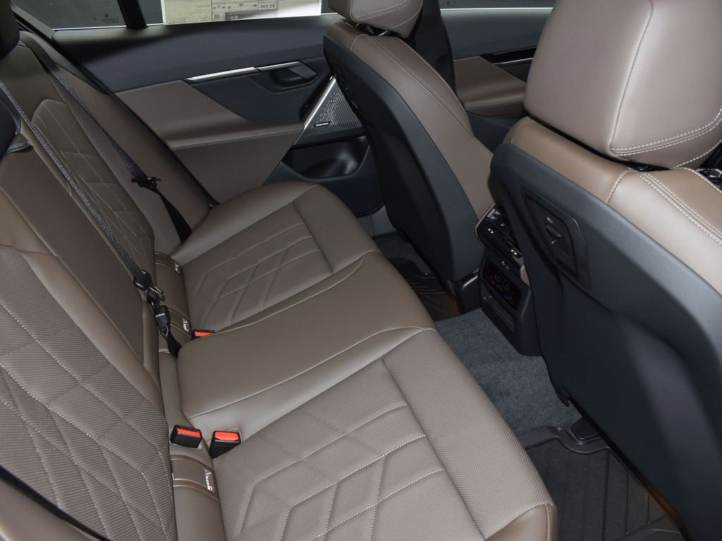 New 2026 BMW 530i w/ Premium Package image 20