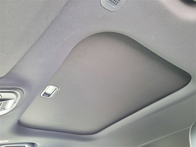 New 2025 Jeep Grand Cherokee L Altitude image 8