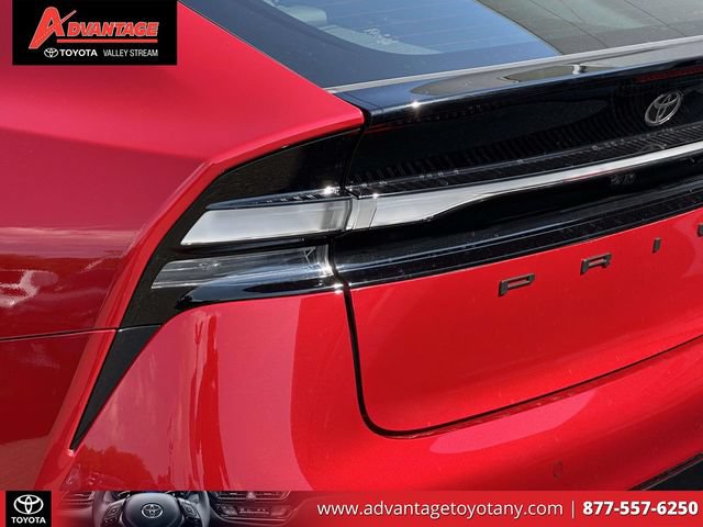 Used 2025 Toyota Prius Plug-In Hybrid w/ Limited Premium Package FWD image 13
