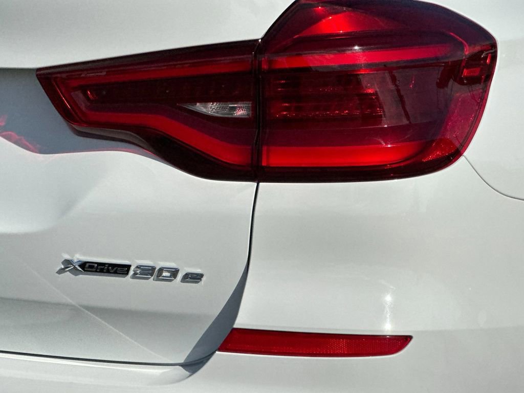 Used 2021 BMW X3 xDrive30e w/ Convenience Package AWD/4WD image 26