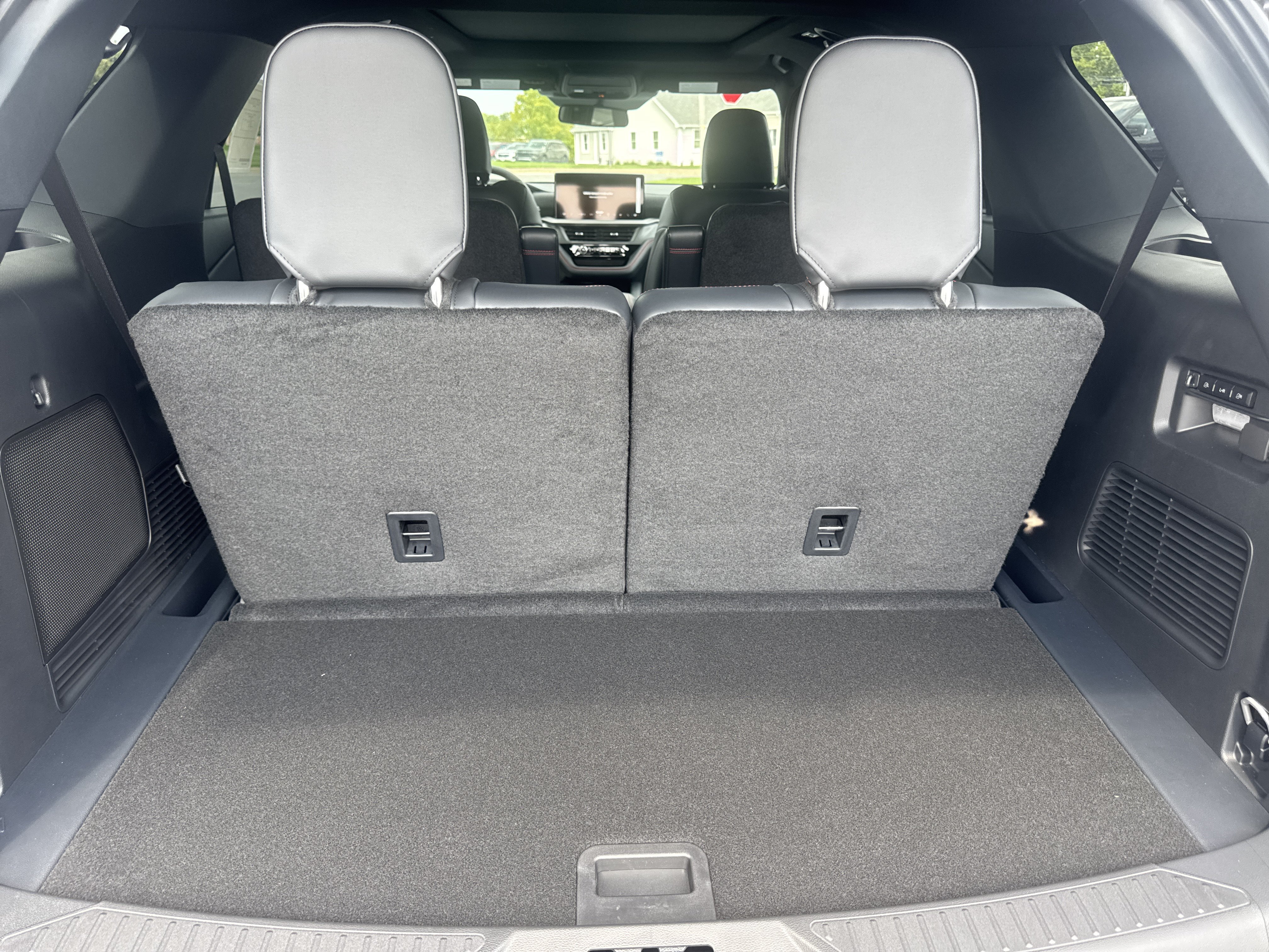 New 2027 Ford Explorer ST w/ Sun And Sound Package AWD/4WD image 5
