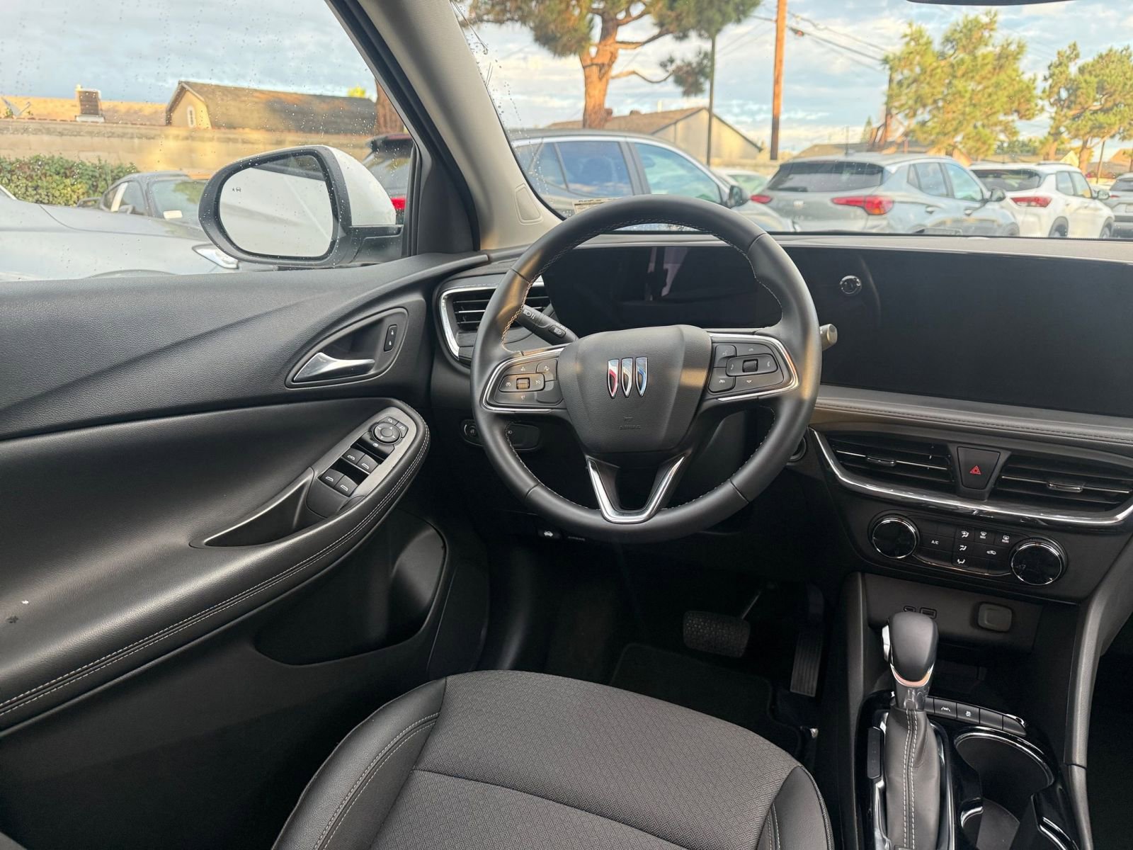 Used 2025 Buick Encore GX Preferred image 30