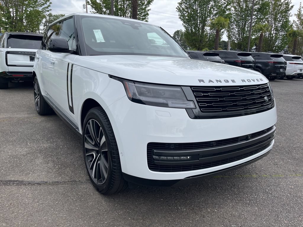 New 2026 Land Rover Range Rover Long Wheelbase SE AWD/4WD image 8