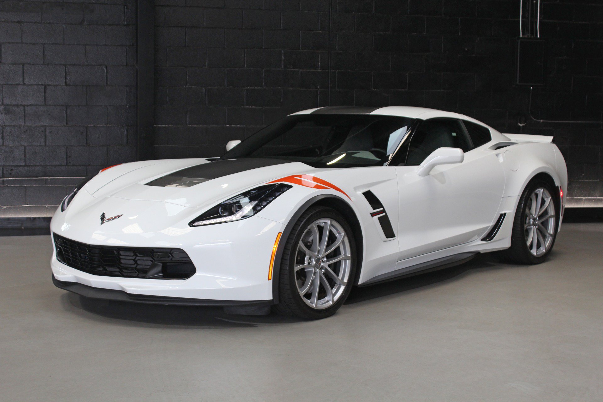 Used 2019 Chevrolet Corvette Grand Sport RWD image 7
